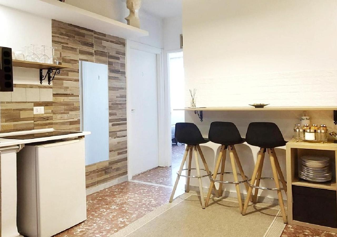 "Vacanze Romane" Stazione Tiburtina, Appartamento Tre Camere Da Letto 5 Posti Letto Exterior photo
