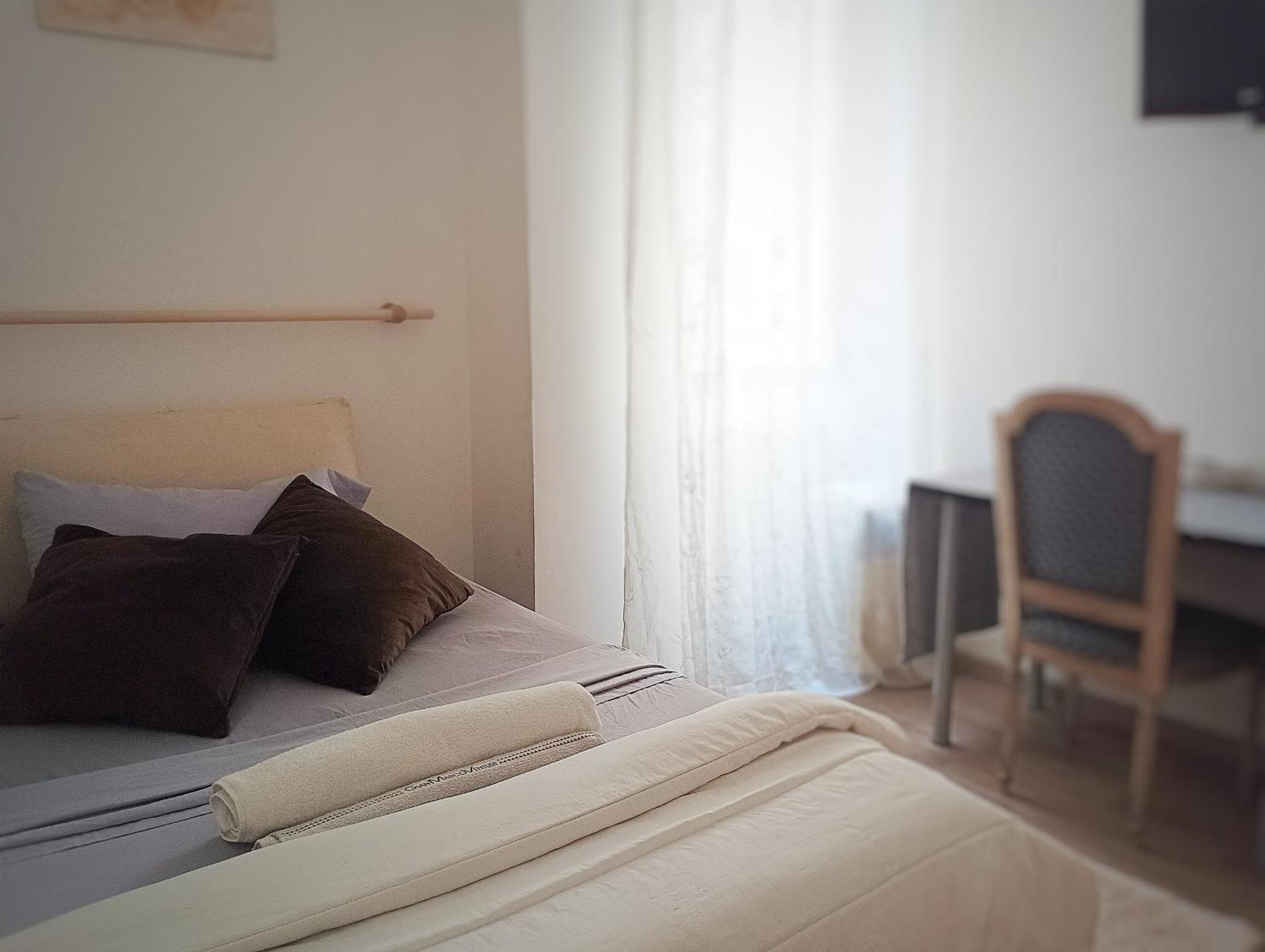 "Vacanze Romane" Stazione Tiburtina, Appartamento Tre Camere Da Letto 5 Posti Letto Exterior photo